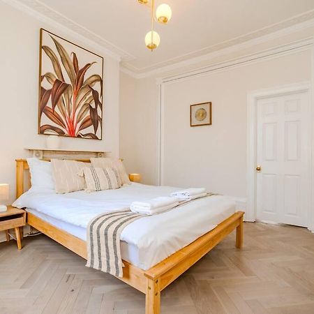Beautiful Sea View I Spacious One Bed Room Flat I Sleep 4 Guests Bp2 Brighton Екстериор снимка