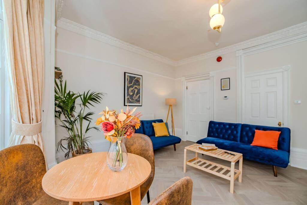 Beautiful Sea View I Spacious One Bed Room Flat I Sleep 4 Guests Bp2 Brighton Екстериор снимка